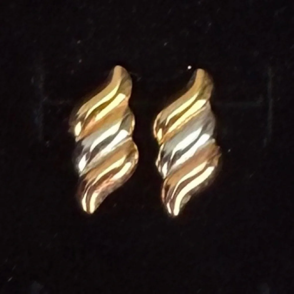 Goldtone and Silvertone vintage pierced post earrings